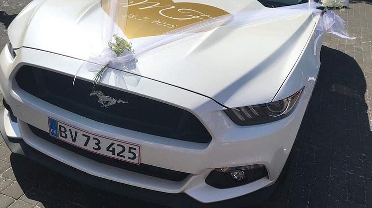 Mustang-bryllup