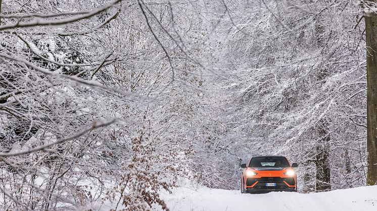 Lamborghini Winter Drive 2022