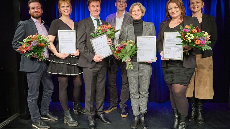 Die "Leipzig Ambassadors 2023" (Rubrik: Unternehmen) freuen sich über die Auszeichnung - Foto: PUNCTUM/ Alexander Schmidt