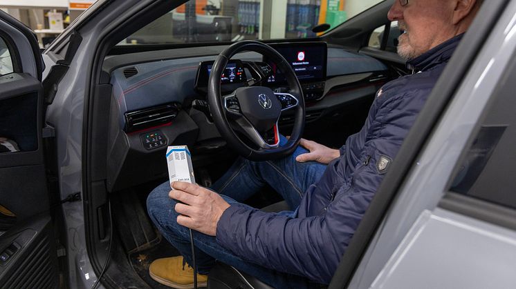 Applus Bilsyn Batteritest_06.jpg