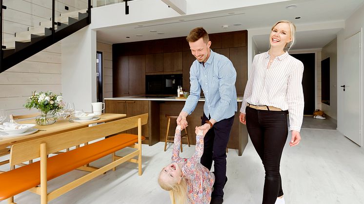 Loviisa-asuntomessut-2023-kuningattarenhelmi-dani-jenna