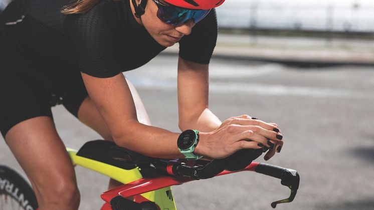 ATLETER KAN JAGTE NYE PERSONLIGE REKORDER MED GARMIN® FORERUNNER® 745