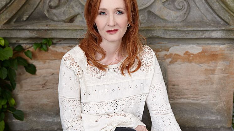 JKRowling_Photo_small (1)