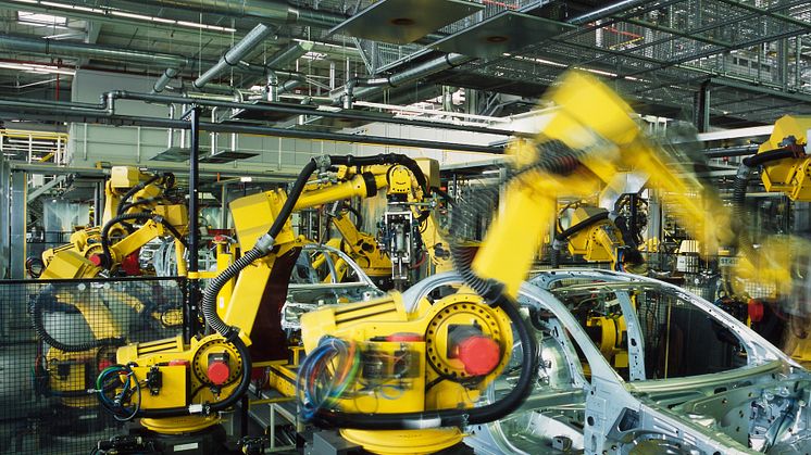 EINE SAUBERE SACHE: INTERNATIONALER SPEZIALIST FÜR DIE HERSTELLUNG VON METALLBÄNDERN SETZT AUF BÜRSTANLAGE VON DILG