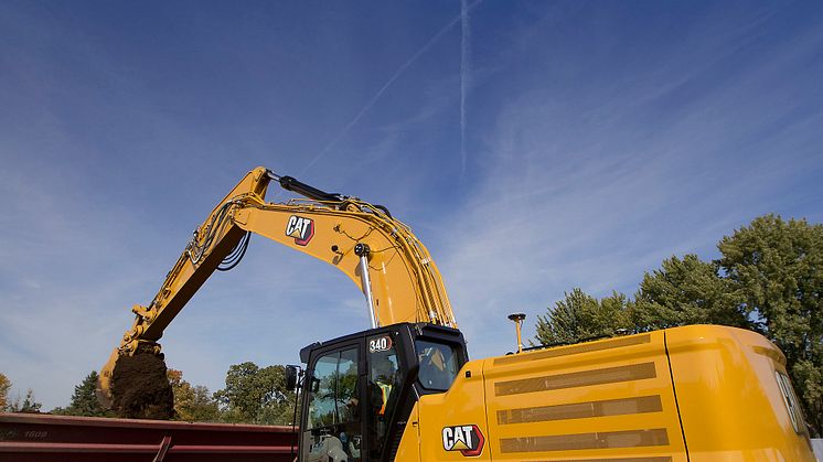 Cat 340 i arbete.jpeg