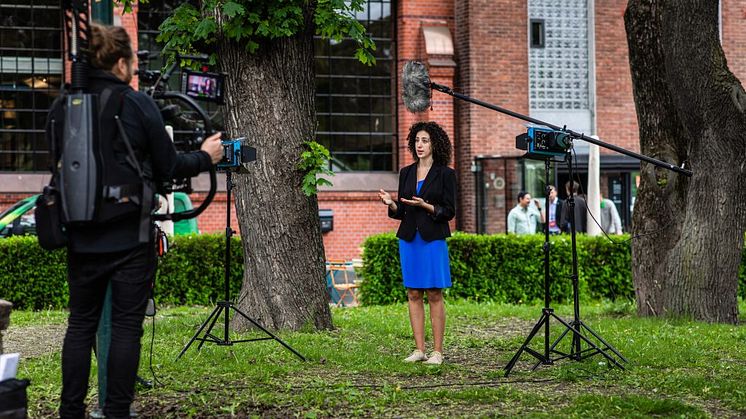 The most impactful and passionate journalists, bloggers, and podcasters from around the world join together where the action is. Which is at Europe’s leading live event for sustainable cities.