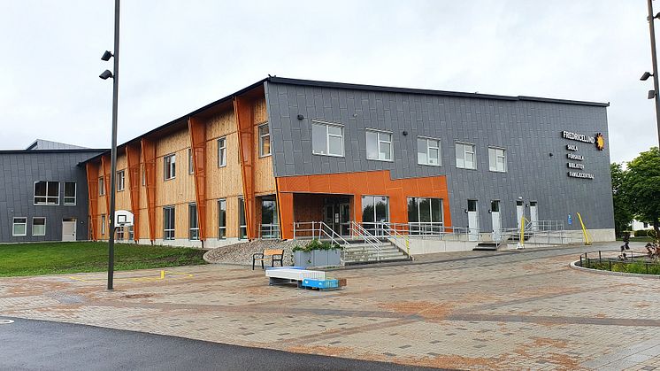 Pressinbjudan: Invigning av Fredricelunds sporthall