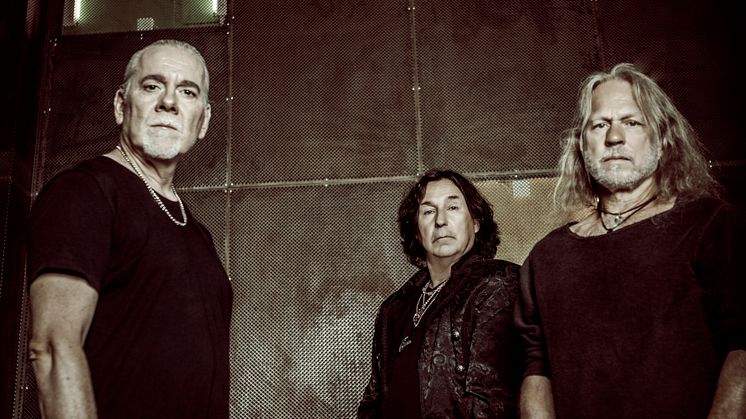 Ny Alien låt ute nu ”What are We Fighting For” tagen från höstens hårdrocksalbum ”Into The Future”!