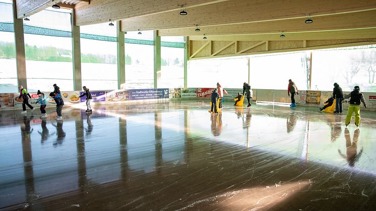 Eis-Skaterbahn Sportwelt Preussler Seiffen_Foto3 N.Schimmelpfennig.jpg
