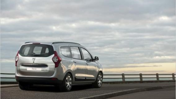 DACIA VISAR UPP TRE NYA MODELLER PÅ BILMÄSSAN I GENEVE