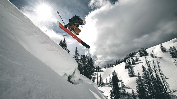 Zu den beliebtesten Aktivitäten in den Ferien 2022 gehörten das Skifahren und Snowboarden.