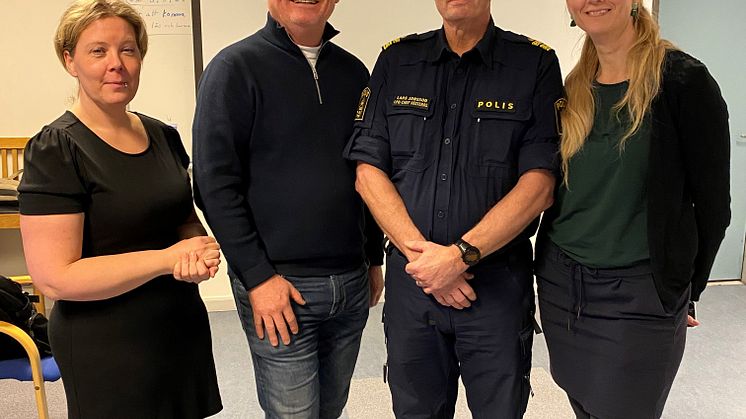 Marie Eriksson strateg Västerås stad, Staffan Jansson (S) kommunstyrelsens ordförande och ordförande i Trygghetsrådet, Lars Jansson lokalpolisområdeschef och ordförande i Trygghetsrådet och Joanna Jonasson strateg Västerås stad