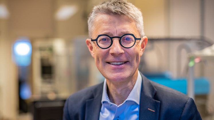 Fredrik Elinder, professor i molekylär neurobiologi, är 2021 års mottagare av Onkel Adams pris för framstående forskning vid Medicinska fakulteten. Foto: Magnus Johansson/Linköpings universitet