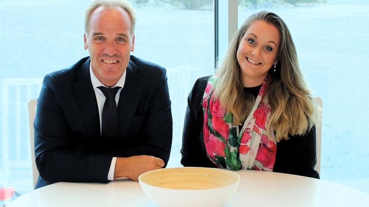 Emmelie och Stefan sittande