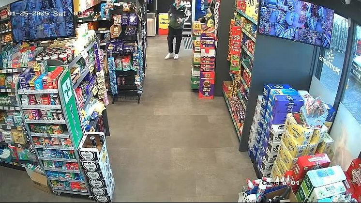 Douglas_Mills_final_CCTV_sighting_clipped.mp4