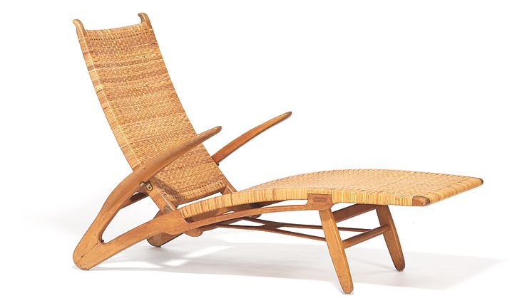 Hans J. Wegner: "Delfinstolen" / "Dolphin Chair".