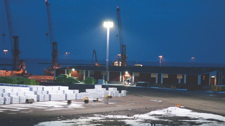 Smålandshamnar Oskarshamn - Först i Sverige med Titan LED mastbelysning