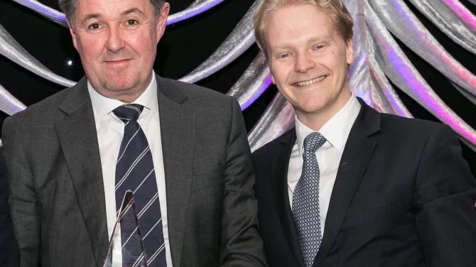 Finansdirektør Geir Karlsen og Morten Korsveien, Norwegian Manager Corporate Finance