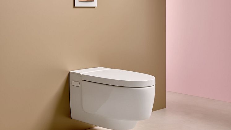 2024_Geberit AquaClean_Feature_Mera_Long_Shot_side_RGB_Big Size (3).jpg