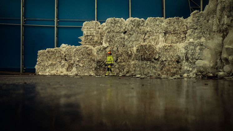 Marika Björnum från Stena Recycling vid plaståtervinningen