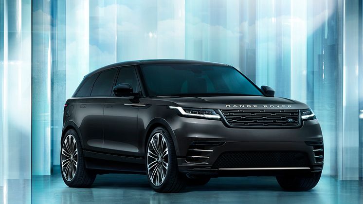 RR_Velar_24MY_Exterior_09_Front_3-4_Autobiography_010223