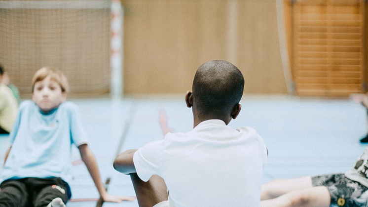 Friendsrapporten 2021: Etnicitet är den vanligaste orsaken till trakasserier i skolan visar årets Friendsrapport. 