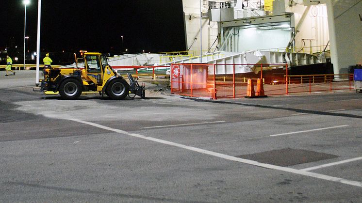 Titan mastbelysning lyser upp Gotlandsterminalen hos Smålandshamnar, Oskarshamn