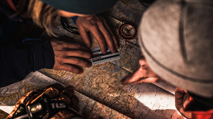 Learn how to navigate with Silva Navigation School