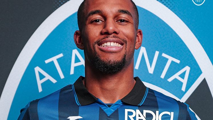 Isak Hien, professionell fotbollsspelare och aktivist, uppmanar idrottare att använda sin plattform för positiv förändring. Låt oss alla vara Greta!