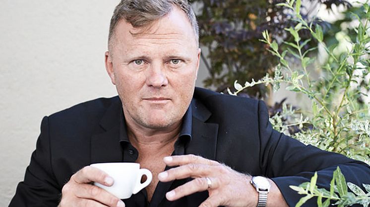Joakim Palmkvist talar om skånsk kriminalitet på Eginogården i Dalby den 20 juni kl. 19.00. 