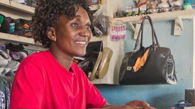 Inbjudan: Finns Zimbabwes framtid i Josephines klädbutik?