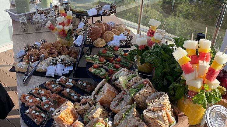 Das Frühstück ist die wichtigste Mahlzeit des Tages, auch bei Inforeisen mit alltours; wie hier im allsun Hotel Cristóbal Colón auf Mallorca.