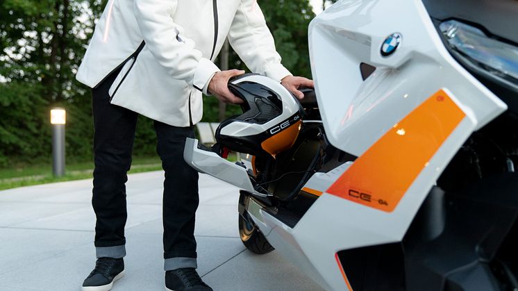 BMW Motorrad Definition CE 04