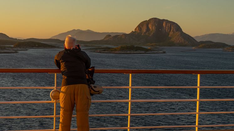 Fred. Olsen Cruise Lines celebrates the Joy of the Journey with new Signature Experiences 