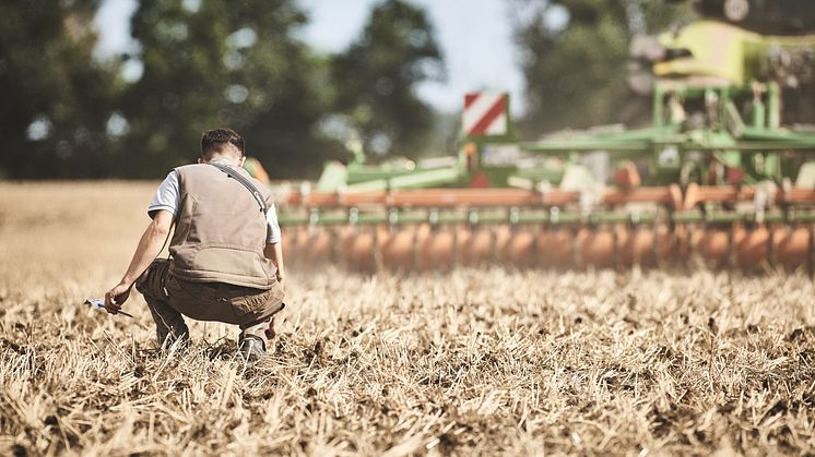 DLG Test Tractors with CEMOS