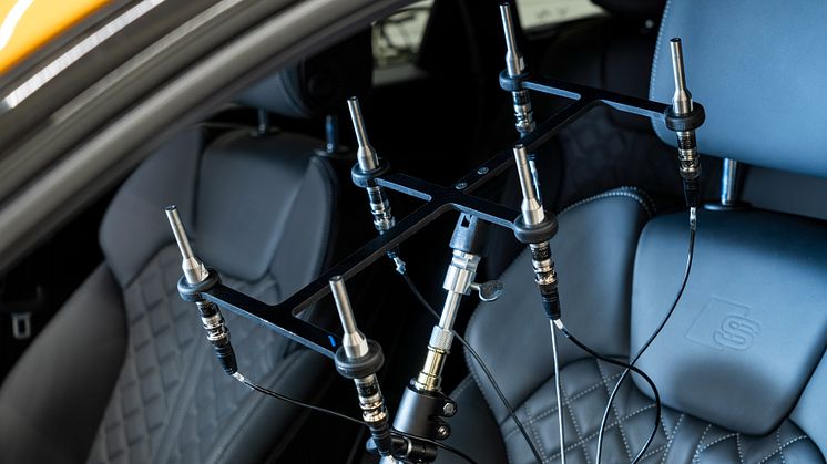 Mikrofoner til måling af lyd i bilen