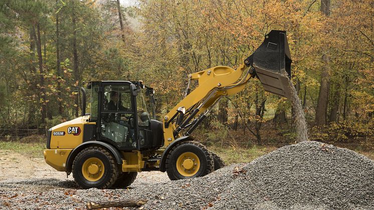 Cat 906M tömmer skopa