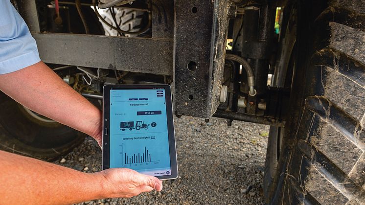Vom Radkasten aufs Tablet: Per kabelloser Kommunikation leitet der AGRO Hub die gemessenen Daten weiter. 
