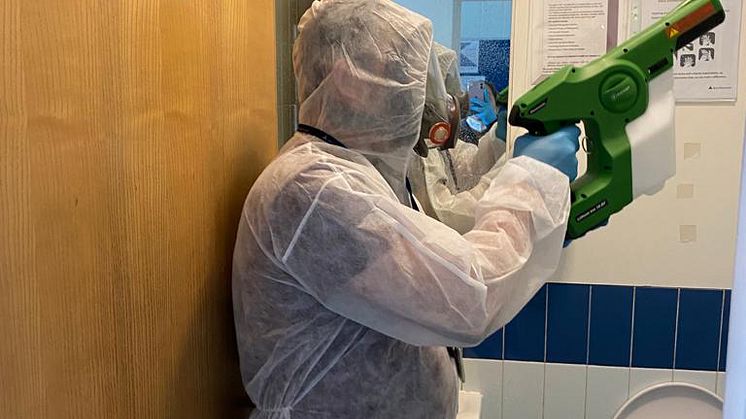 Electrostatic spray guns apply long-lasting viruscide