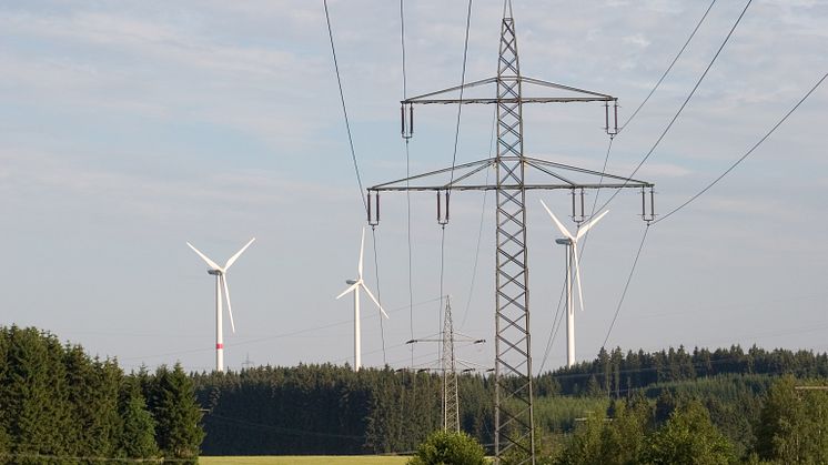 Bayernwerk-Netzcenter Altdorf stellt Baumaßnahmen 2014 vor – mehr als 22 Millionen Euro für Netzmaßnahmen im Netzcentergebiet