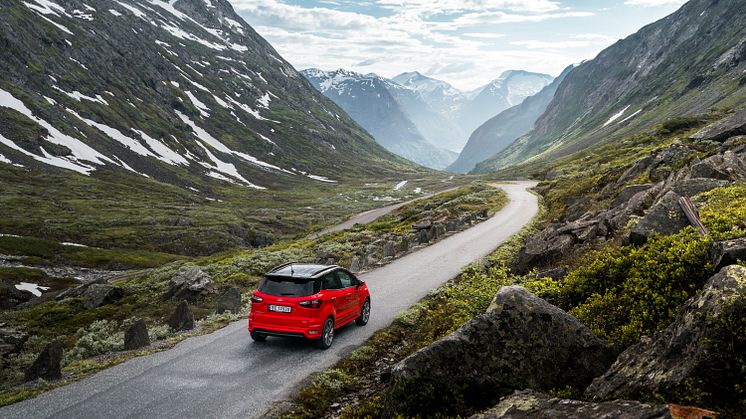 Nye Ford EcoSport: Knallbra kompakt-SUV nå med firehjulstrekk