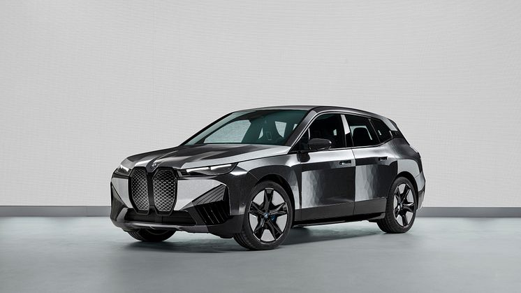 BMW iX Flow featuring E Ink