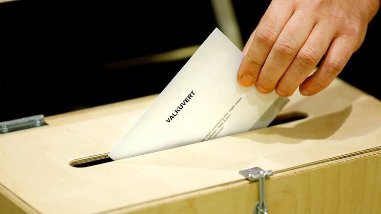 Pressinbjudan - Nu startar förtidsröstningen – valinformatörer ska locka fler till valurnorna