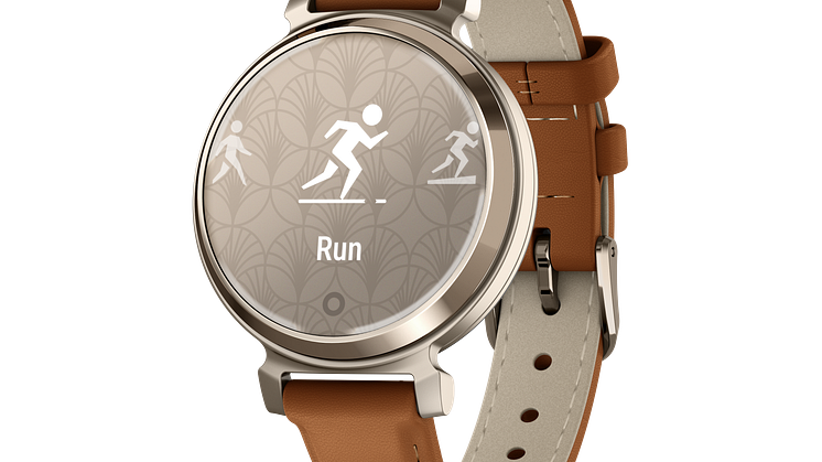 Garmin_Lily 2_Classic Toyote Tan Cremegold (c) Garmin Deutschland GmbH