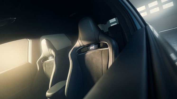 Hyundai-ioniq-5-n-interior-bucket-seat_jpg