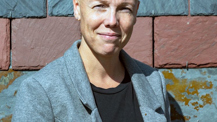 Annie Bojing håller ett digitalt frukostseminarie om att renovera 2030-smart.