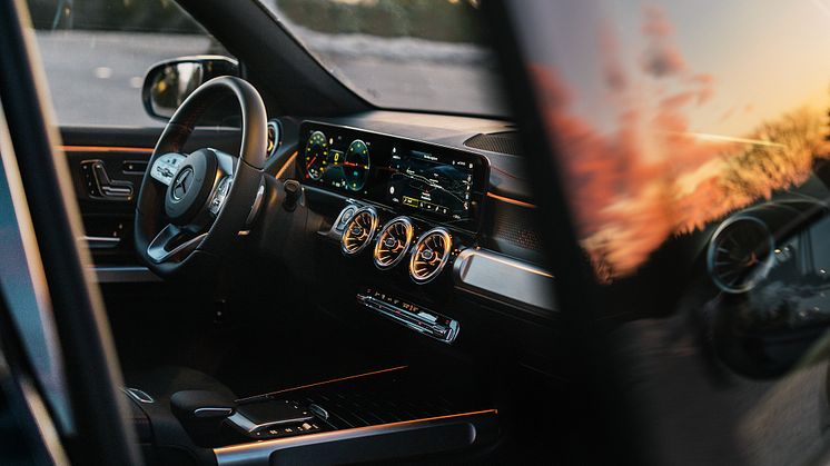 EQB 350 4MATIC Interiør 1 .jpg