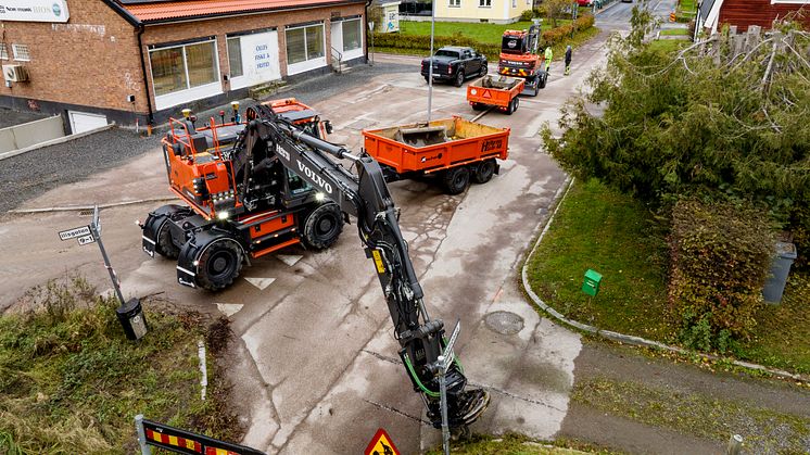 Färgstarka Volvomaskiner hos Hellgrens Gräv AB
