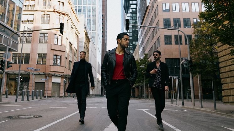 NY SINGEL. Tyska Off Lights gästas av Smash Into Pieces sångare Chris Adam på nya singeln "Into The Night"