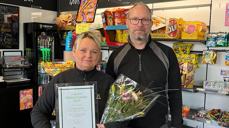Catarina och Lars Vöcks på Direkten Hörby har Sveriges nöjdaste paketkunder.